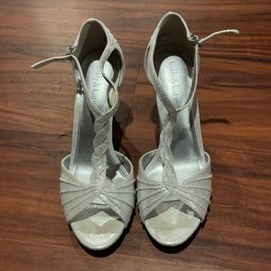 Kelly & Katie heels size 8